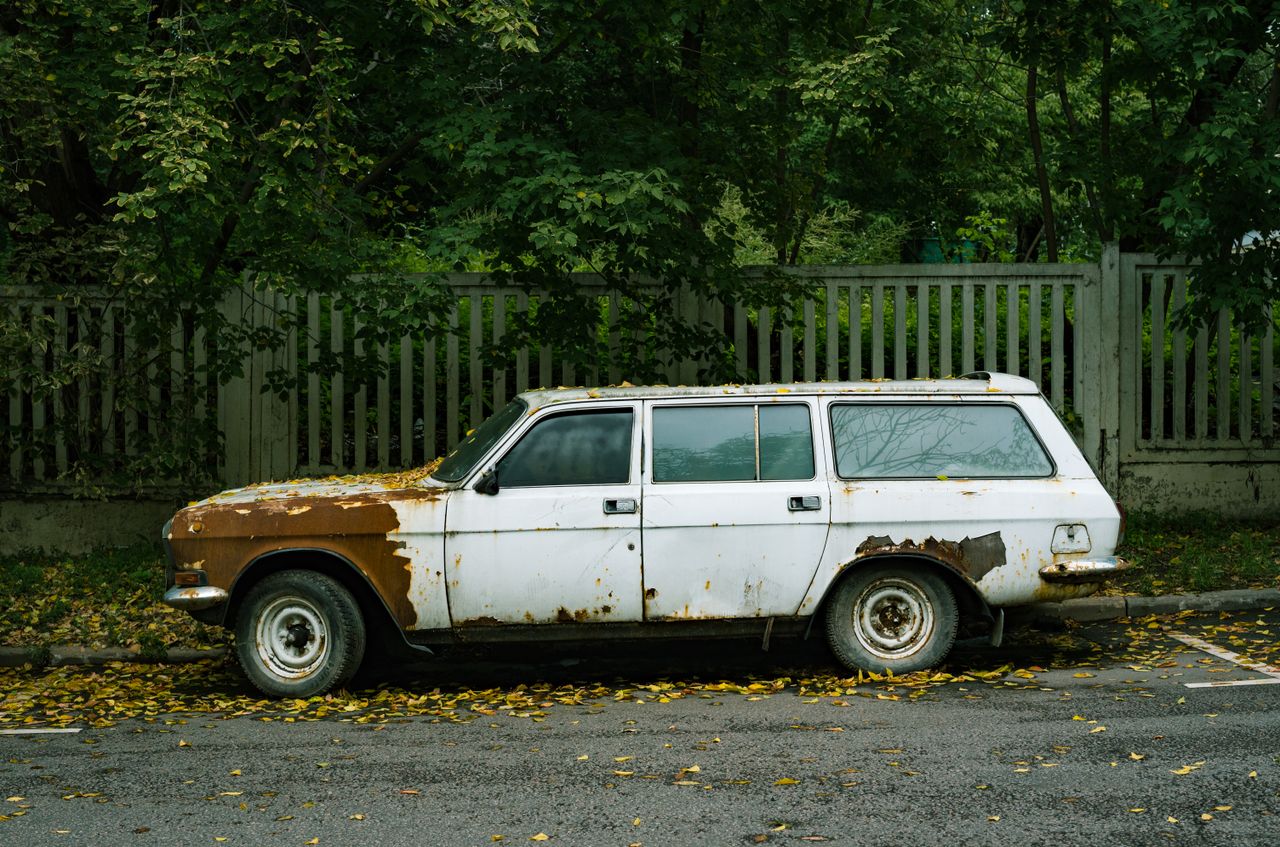 Getting a junk car quote by phone